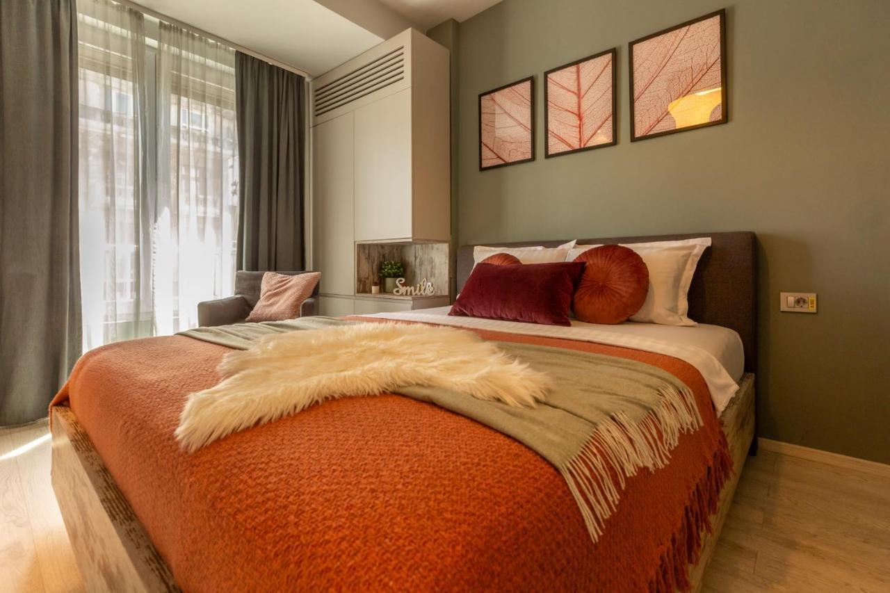 Modern 1Br Apt In The Old Town: The Perfect Choice Bukarest Eksteriør billede