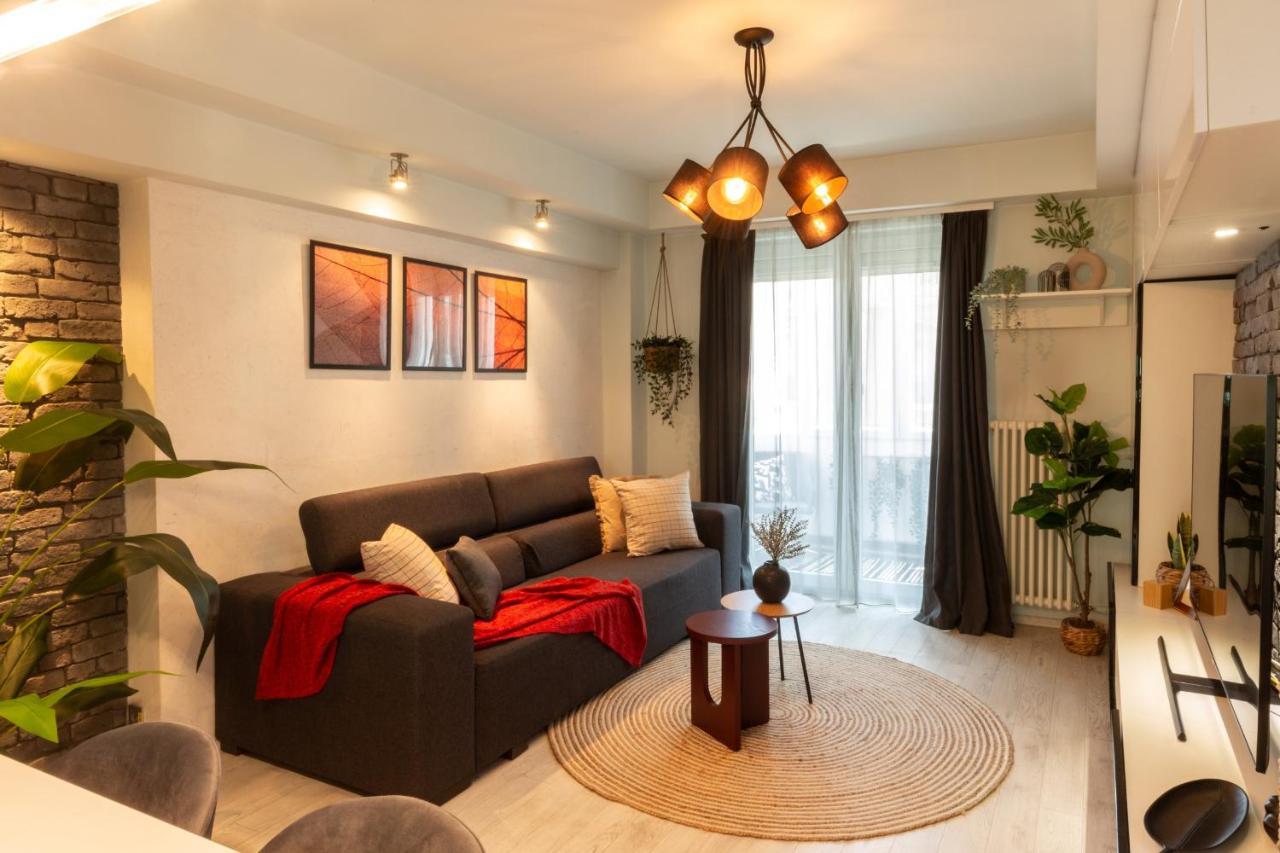 Modern 1Br Apt In The Old Town: The Perfect Choice Bukarest Eksteriør billede