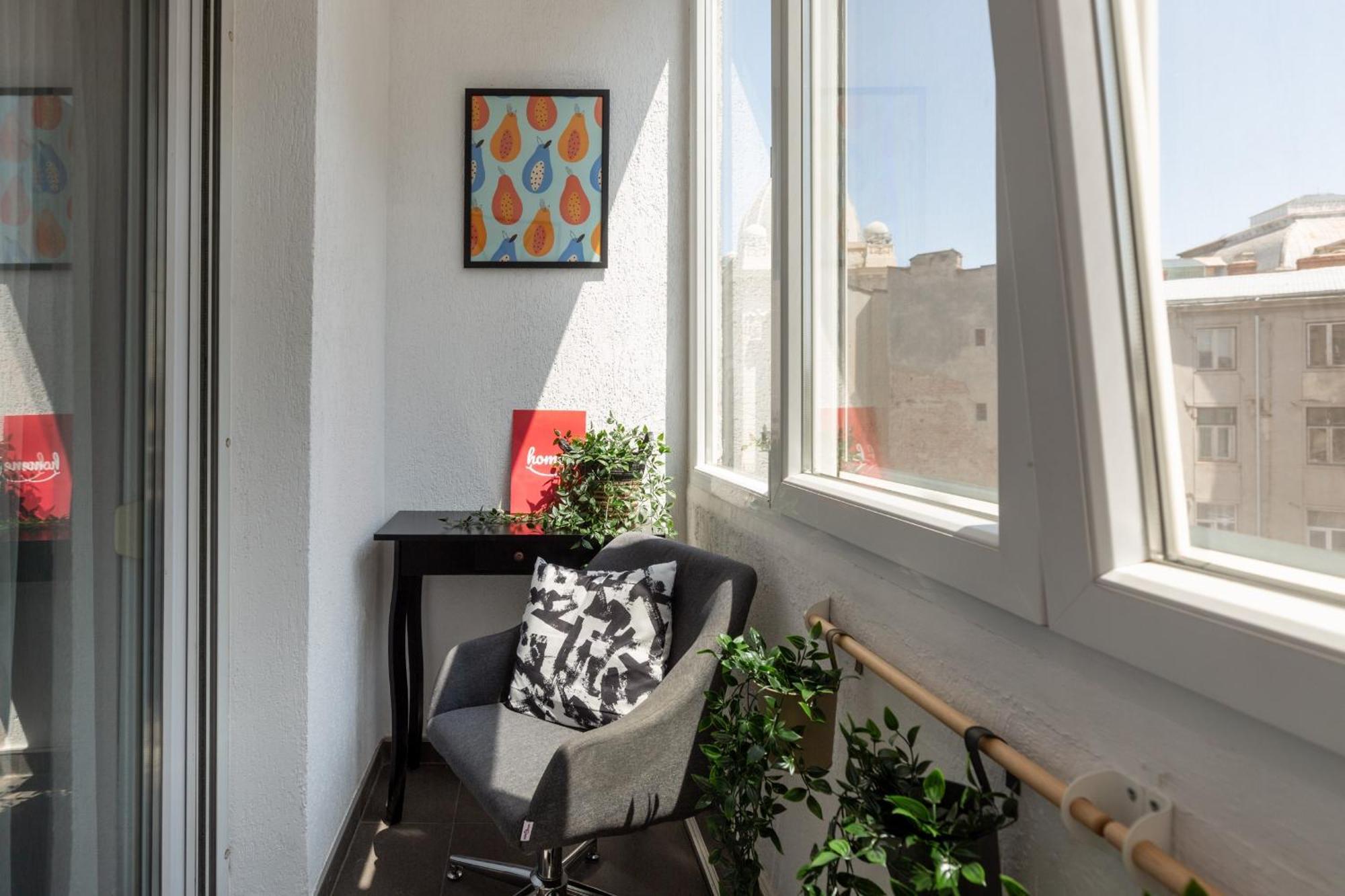 Modern 1Br Apt In The Old Town: The Perfect Choice Bukarest Eksteriør billede