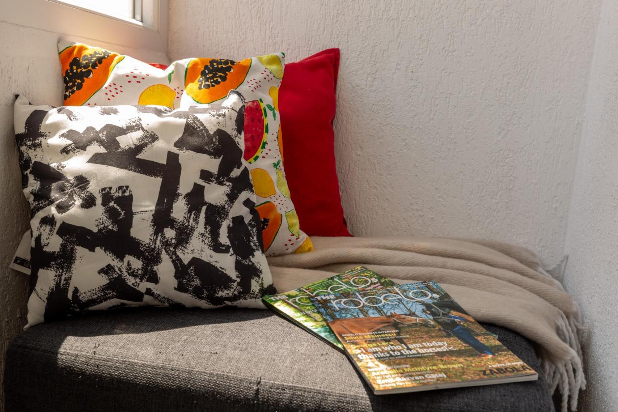 Modern 1Br Apt In The Old Town: The Perfect Choice Bukarest Eksteriør billede