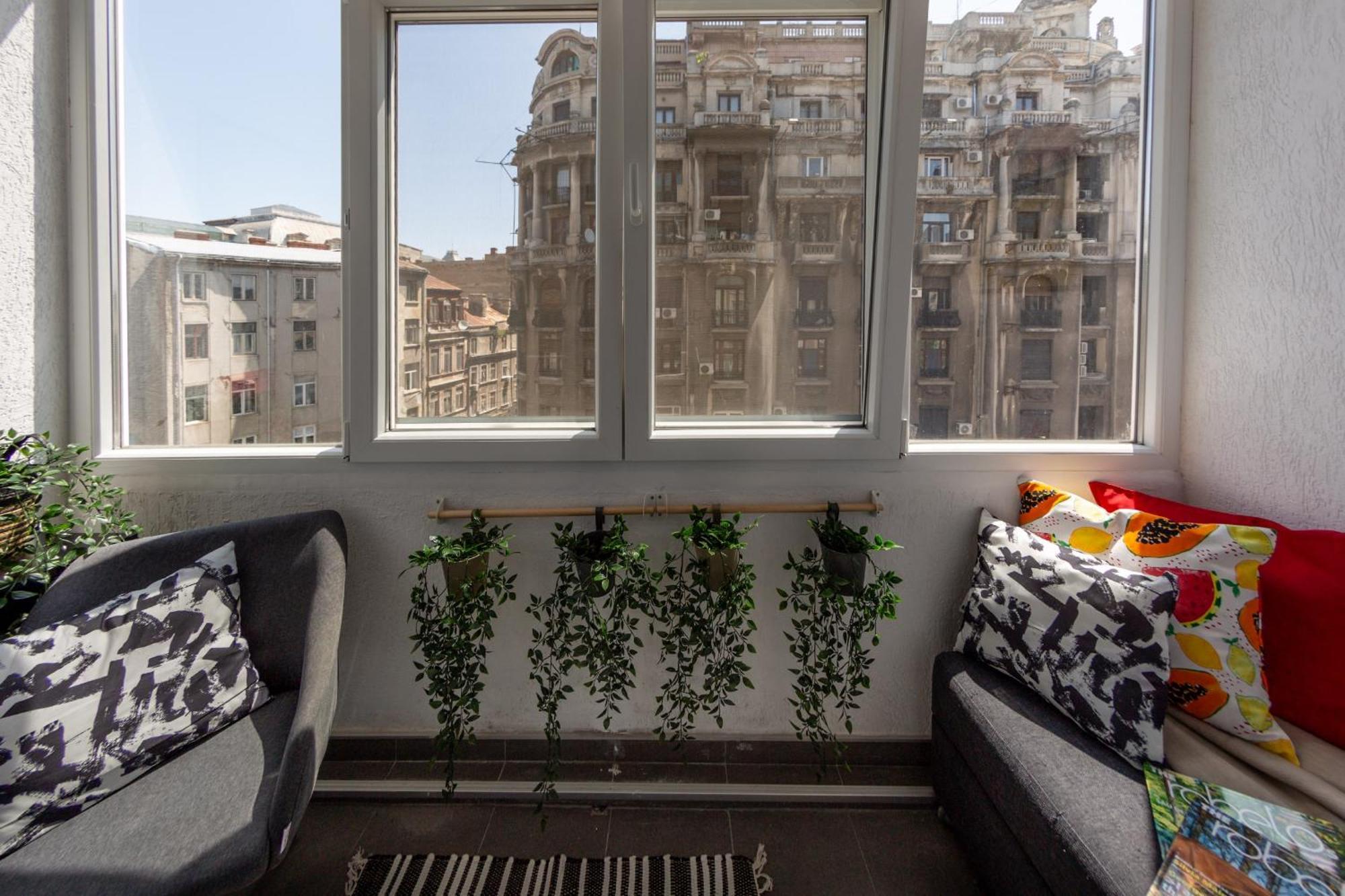 Modern 1Br Apt In The Old Town: The Perfect Choice Bukarest Eksteriør billede