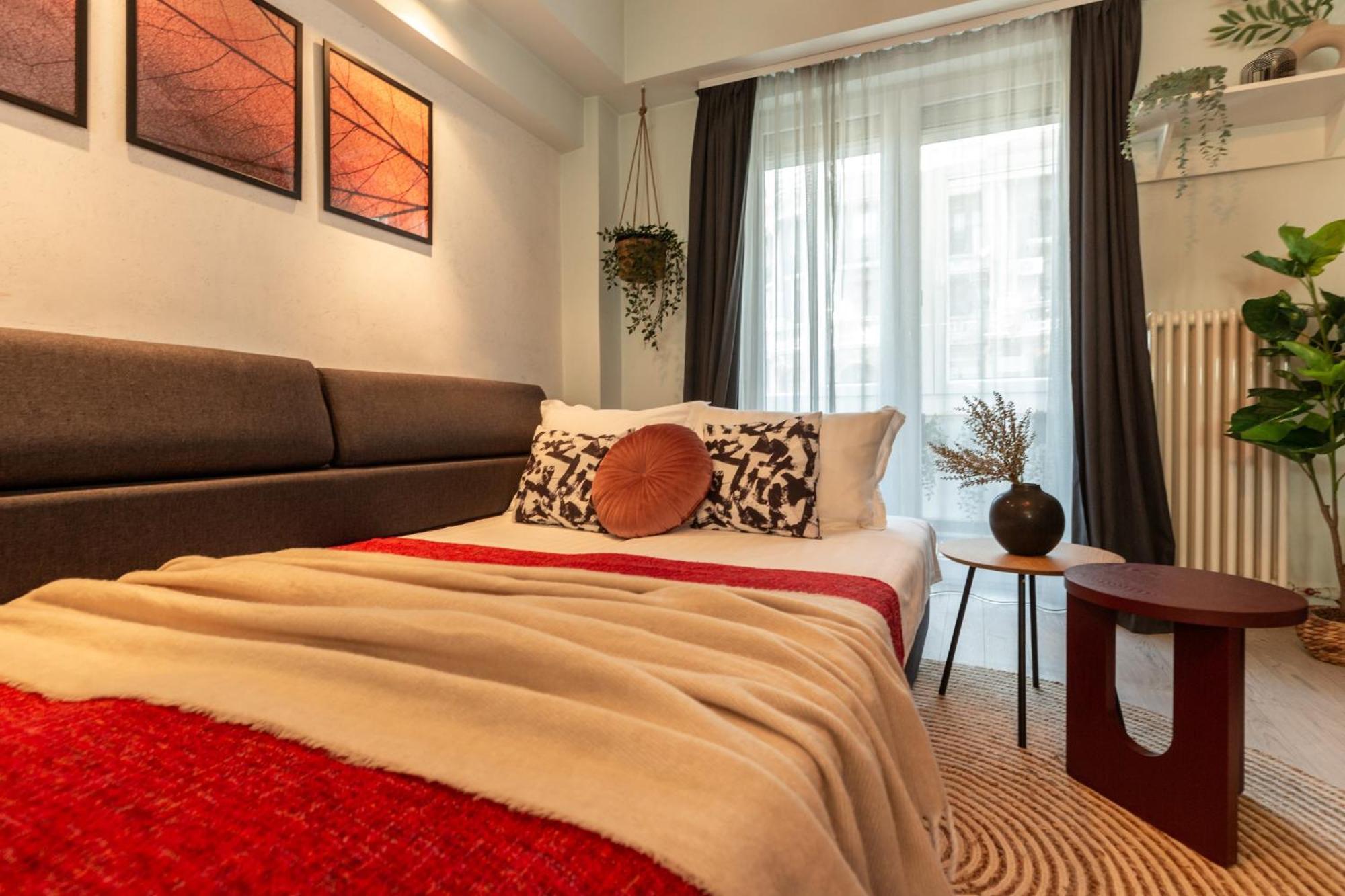 Modern 1Br Apt In The Old Town: The Perfect Choice Bukarest Eksteriør billede