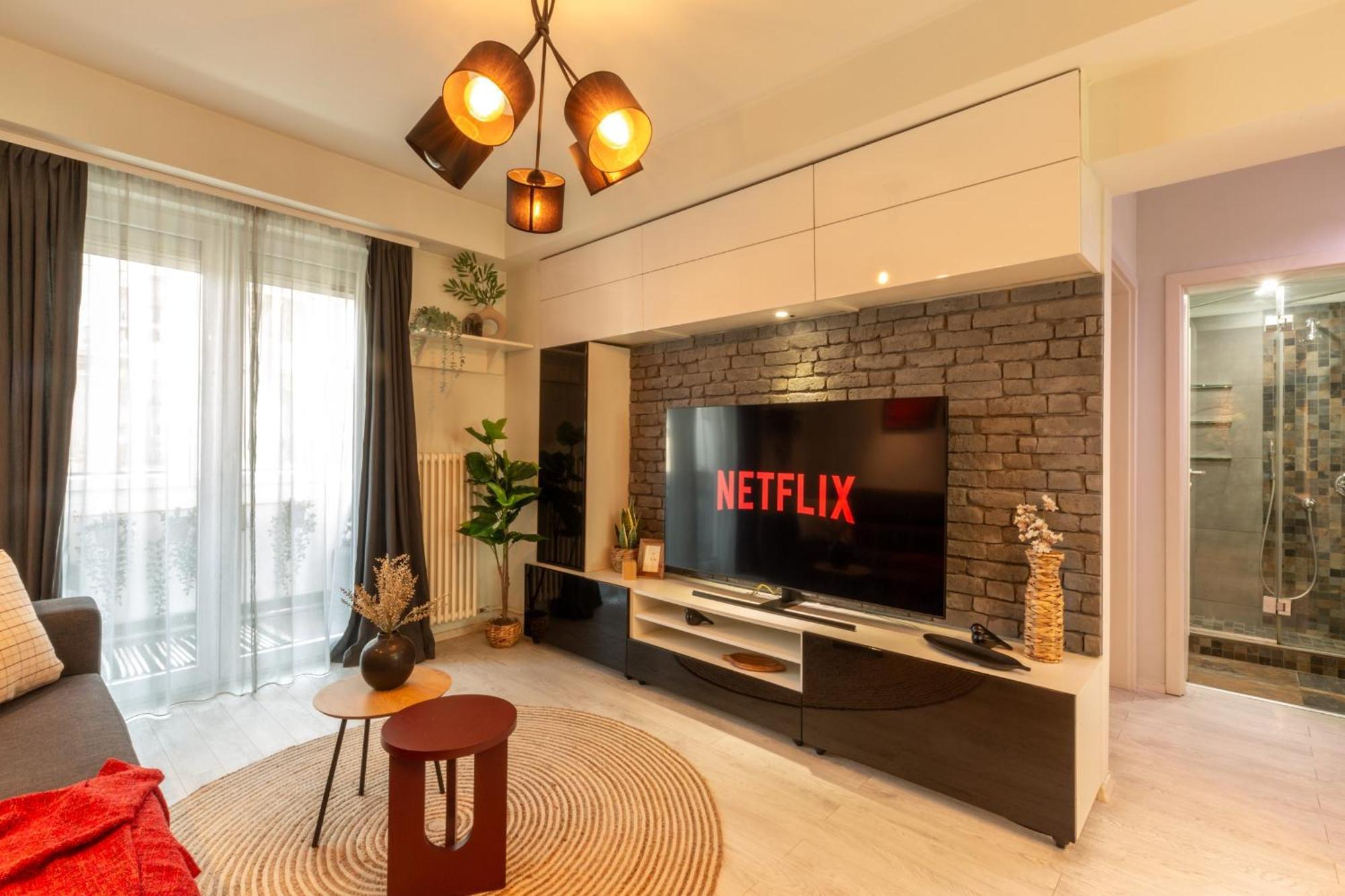 Modern 1Br Apt In The Old Town: The Perfect Choice Bukarest Eksteriør billede